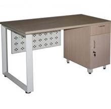 HR140HLC5 Bàn làm việc
